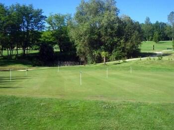 Le Domaine Du Golf Dalbret Hotel Lavardac