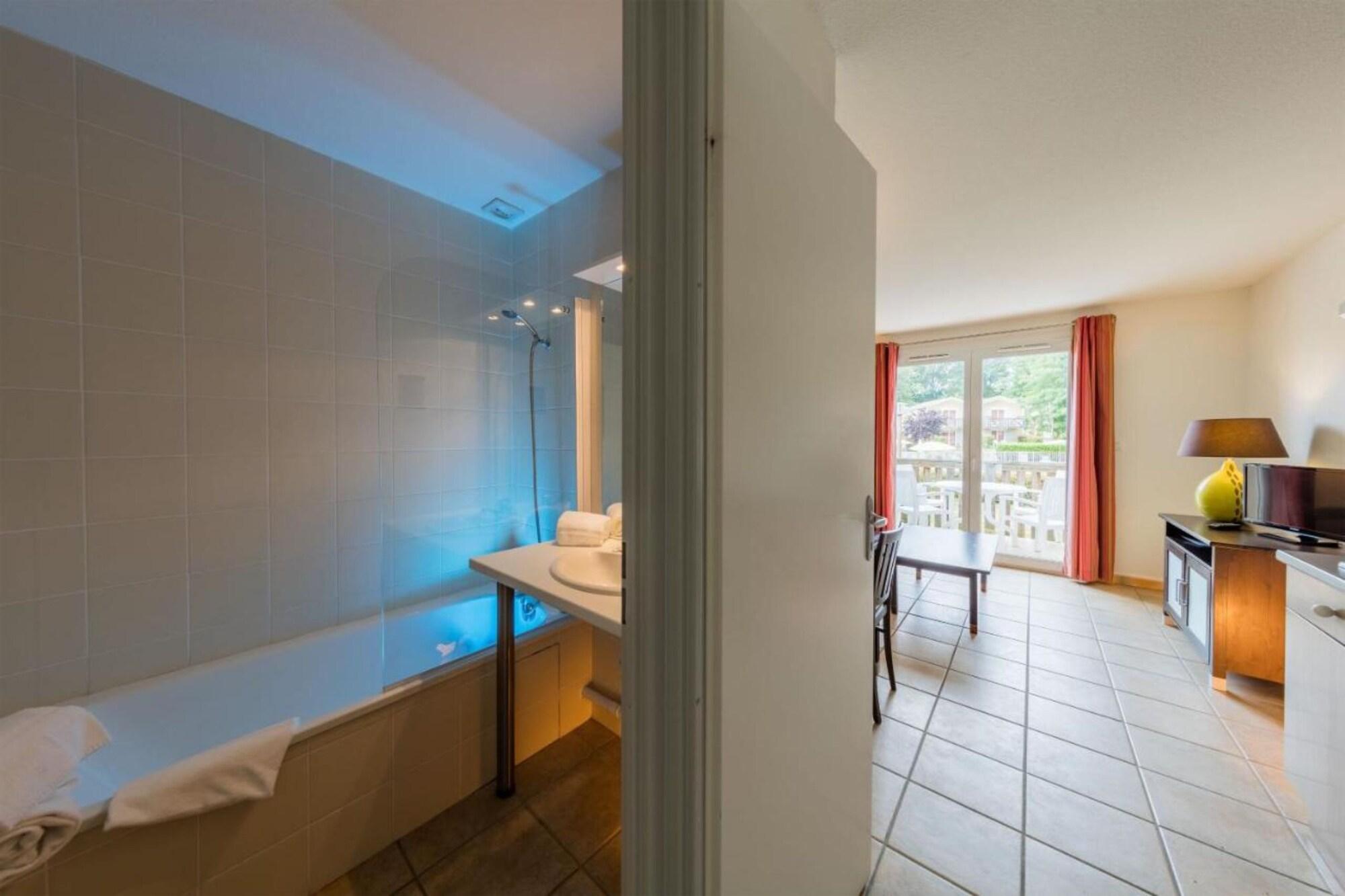 Hotel Le Domaine Du Golf Dalbret 3*